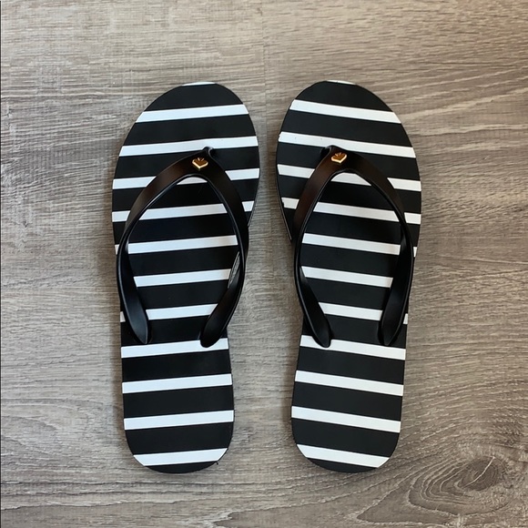 kate spade Shoes - NWOT Kate Spade Flip Flops